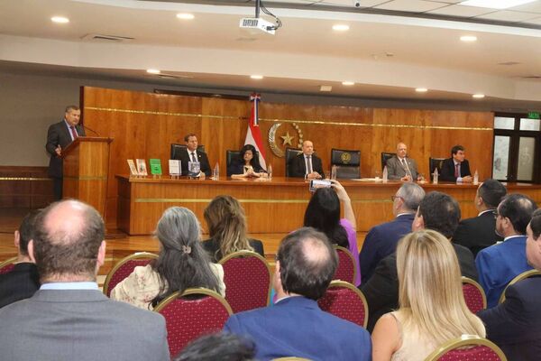 Destacaron relevancia jurídica de publicaciones de la Gaceta Judicial