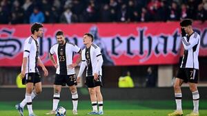 Austria domina y derrota a una Alemania desastrosa