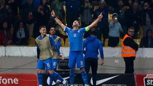 Grecia mancilla la versión B de Francia