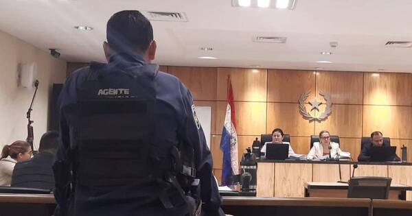 La Nación / Condenan a 28 años a padrastro por abuso de niñas y otros 20 años a la madre