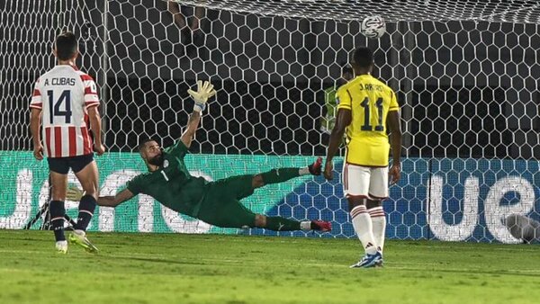 Paraguay decepciona a su gente y cae ante Colombia
