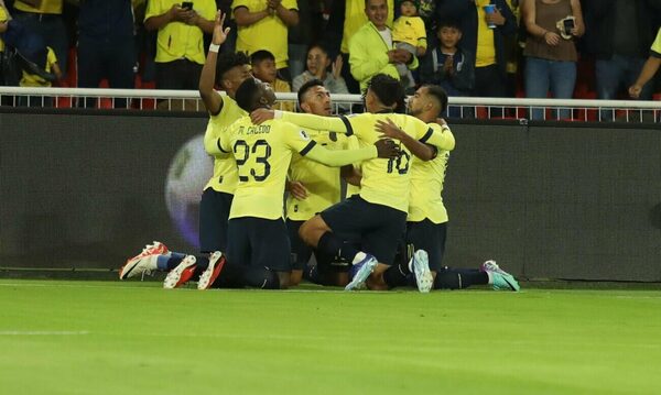Versus / Ecuador triunfa ante Chile en Quito y se afianza en puestos de clasificación