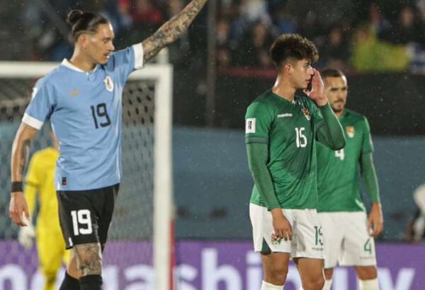 Bolivia dejó en claro que no está para hazañas; perdió en su visita a Uruguay por 3-0