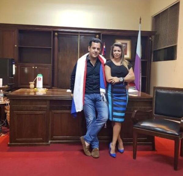 Marly y su marido se atrincheraron en una habitación en la Gobernación