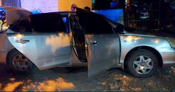La Nación / Detienen a asaltantes e incautan armas de fuego