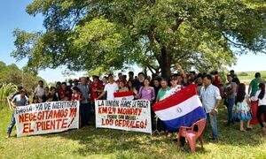Vecinos se movilizan exigiendo construcción de un puente entre Minga Guazú y Cedrales – Diario TNPRESS