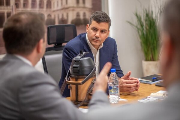 Santi cambia al viceministro de Agricultura