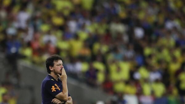 Diniz considera injusta la derrota de Brasil en el clásico con Argentina