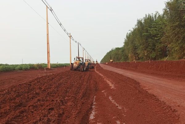 Prosiguen tareas iniciales de obra que conectará la supercarretera con Puerto Indio