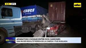 Video: Aparatoso choque entre dos camiones - ABC Noticias - ABC Color