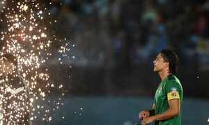 (VIDEO) El Centenario se rinde ante Marcelo Moreno Martins en su despedida