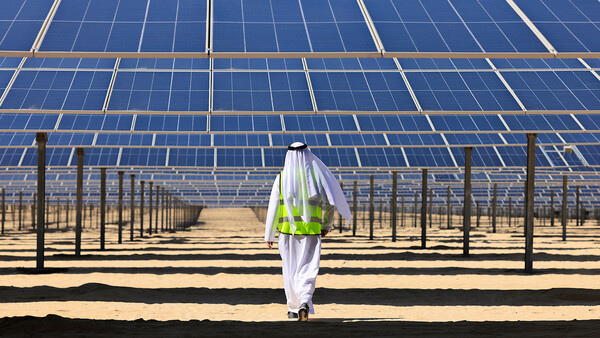 Diario HOY | La mayor planta de energía solar en funcionamiento en Emiratos Árabes Unidos