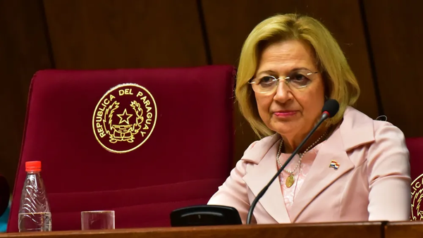 Senadores opositores se abroquelan para impedir juramento de Alicia Pucheta - Noticiero Paraguay