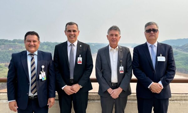 Directivos de ITAIPU, ANDE y ENBPar se reunieron para analizar plan anual de suministro de energía eléctrica