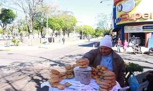 ¿Desalojarán o no a vendedores de la vereda y explanada de la Basílica de Caacupé?