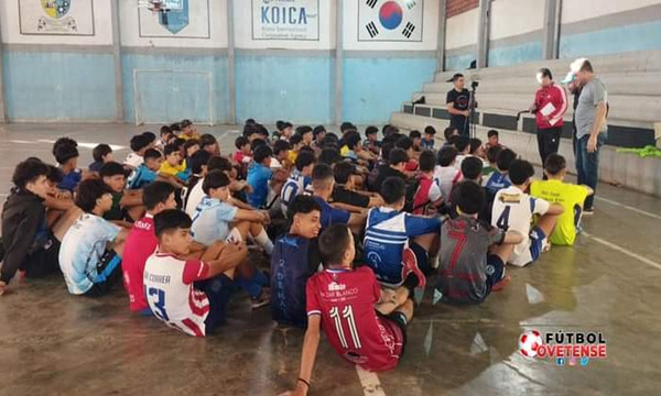 Ovetense arranca hoy su camino en busca del Nacional de Fútbol de Salón C15