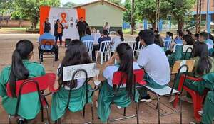 Realizan charla educativa en Tavapy por el Día Internacional de la Eliminación de la Violencia contra la Mujer