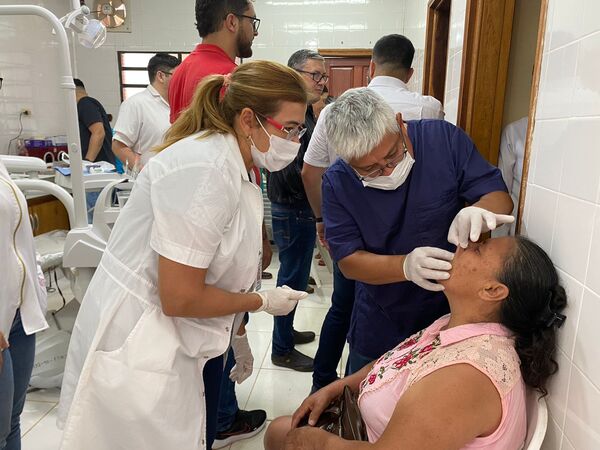 Paraguay Sonríe: Proporcionan prótesis dentales a pacientes odontológicos