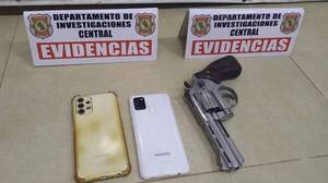 ¿Cómo pio? Robaron el revolver a un policía y ofrecían en Facebook