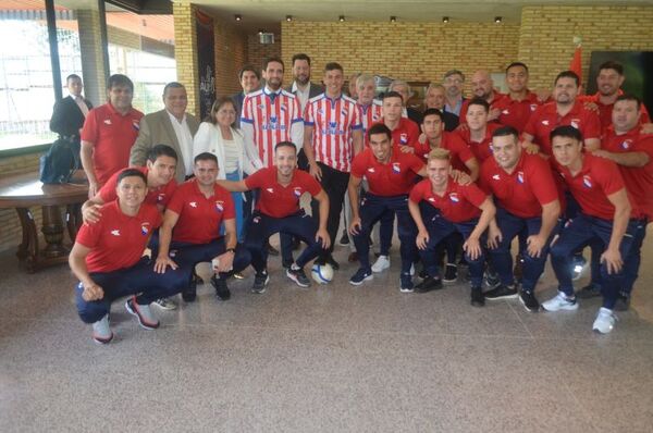 El Presidente de la República recibió a selección nacional de fútbol de salón