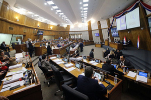 Diario HOY | Rechazan intervención de tres municipios y conforman comisión para Lima