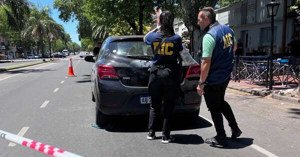La Nación / Roban a empleados de supermercado de la familia de la esposa de Messi