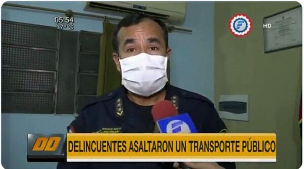 Delincuentes se suben a un bus y asaltan a pasajeros en Villa Elisa