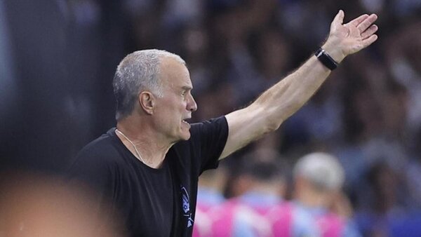 Marcelo Bielsa asegura que cierra el año con “sensaciones positivas”