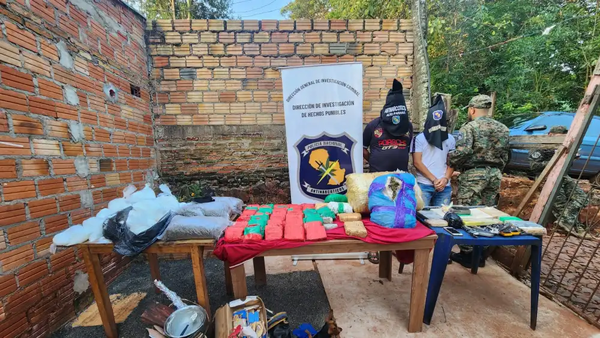 Presidente Franco: Desbaratan laboratorio narco y detienen a dos supuestos narcotraficantesV - Oasis FM 94.3