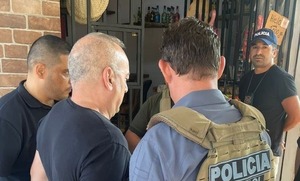 Detienen a bodeguero italiano que sería un peligroso criminal en su país | 1000 Noticias