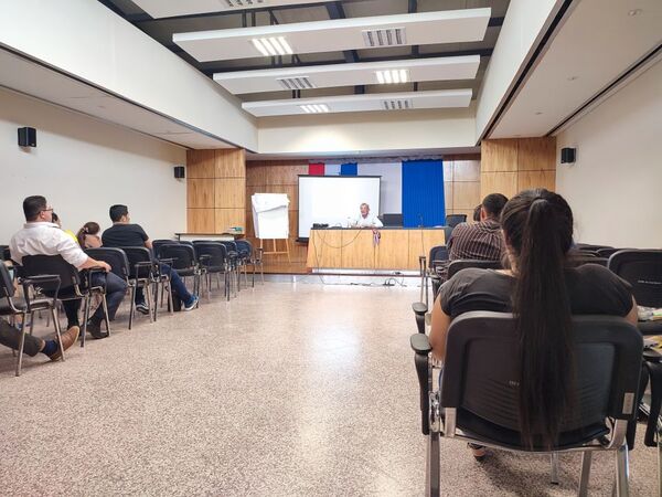 Realizan Curso Taller sobre MECIP – Control Interno en Alto Paraguay