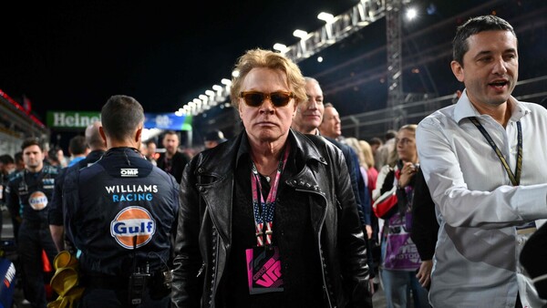 El cantante Axl Rose, acusado de violación por la modelo Sheila Kennedy