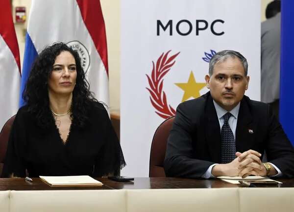 MOPC afirma que está atada a firma “mimada” para “modernizar” peajes - Economía - ABC Color