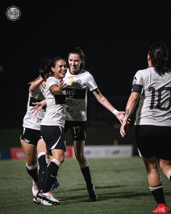 Olimpia golea en la primera final del futbol femenino - .::Agencia IP::.