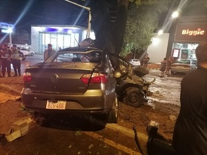 Alta velocidad y pista mojada, dejan dos fallecidos sobre Félix Bogado - La Tribuna