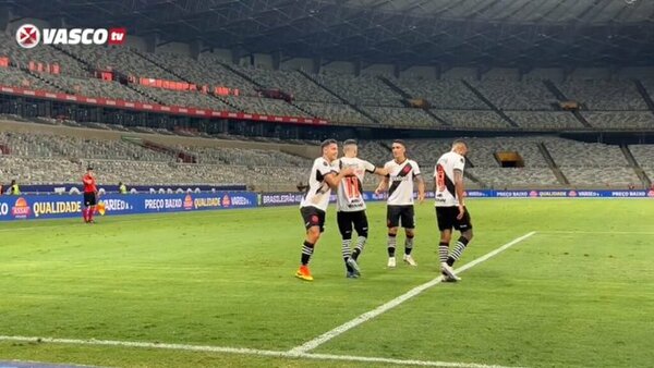Asistencia de Sebastián Ferreira en crucial empate de Vasco