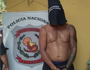 Detienen a limpiavidrios que rayó auto de una conductora