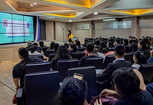 Ciclo de Conferencias dirigido a alumnos y docentes se realizó en la UPE | DIARIO PRIMERA PLANA
