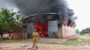 Video: incendio de gran magnitud en San Lorenzo - Nacionales - ABC Color