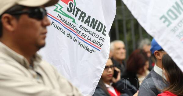 La Nación / Superintendencia de Jubilaciones: sindicatos reclaman que propuesta no bajó a las bases