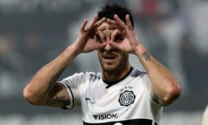 Alejandro Silva mostró el “inicio y final” de su carrera en Olimpia