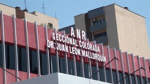 Feria de empleos por temporada alta en la seccional colorada Nro. 165 de Encarnación.