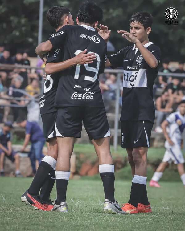 Sub 14: Olimpia golea para seguir en la cima - Olimpia - ABC Color