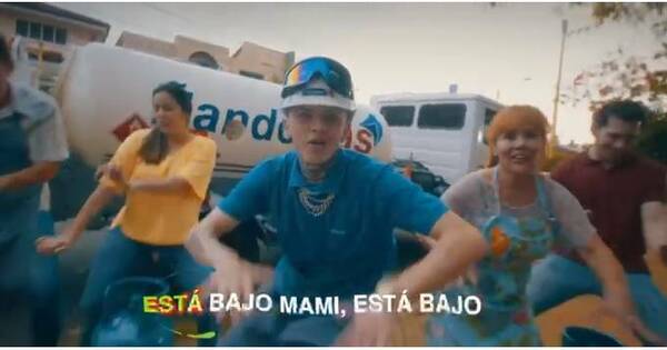 [VIDEO] Con divertida canción, "El Princi" anuncia que volvió "Ñande Gas"