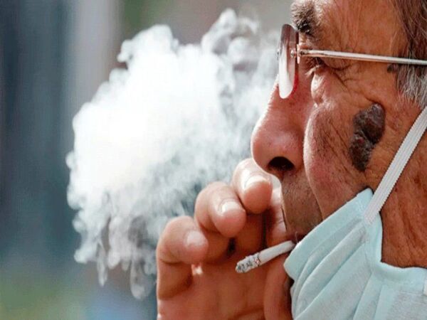 Trombos: Píldora, tabaco y Covid-19 son más riesgosos que las vacunas