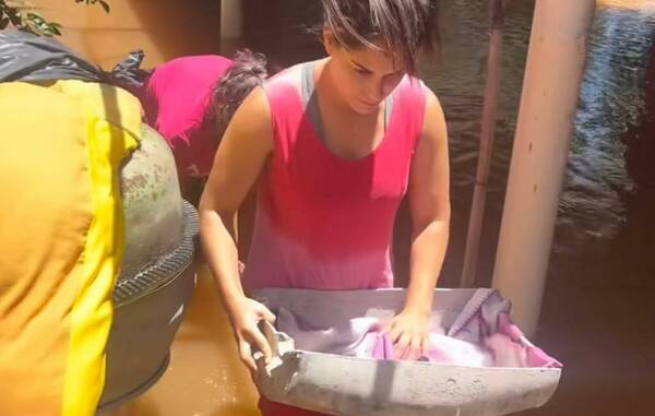 [VIDEO] Fabi Martínez se metió en zonas inundadas para rescatar animales