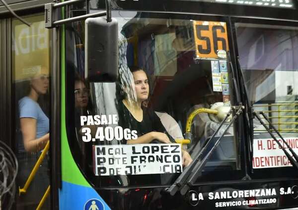 Lo que dice el Gobierno a los pasajeros sobre las reguladas de colectivos - Economía - ABC Color