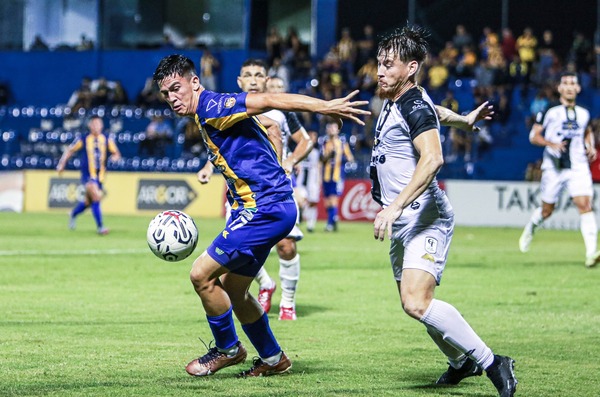 Empate de 1-1 ante Luqueño deja en UTI a Tacuary - Oasis FM 94.3