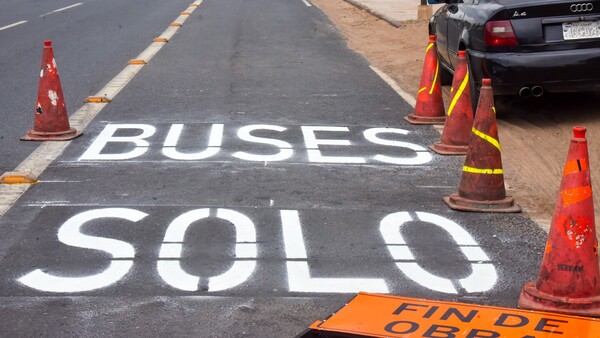 Usuarios destacan carriles únicos en Transchaco, pero “y los buses”