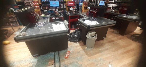 Diario HOY | Frustran robo a Biggie de Luque, pero policía termina herido
